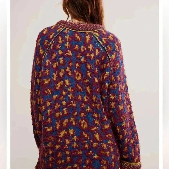 Free People Little Animal Pullover in Blue Fig Combo nwot size m - Picture 3 of 10